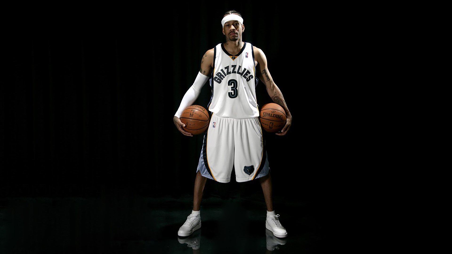 米切尔统治赛场，深圳队连续得分狂潮提前终结新疆队悬念